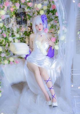 摁在床上强奸美女_视频全集