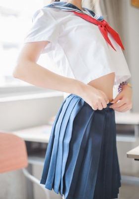 女人露出奶头让男人吃奶视频_BD韩语电影在线观看